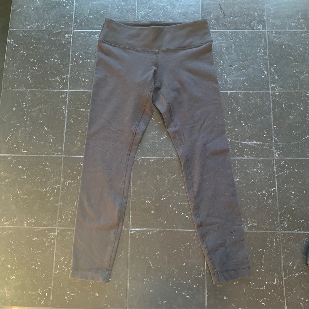 Black Lululemon Wunder Under Leggings Size 4